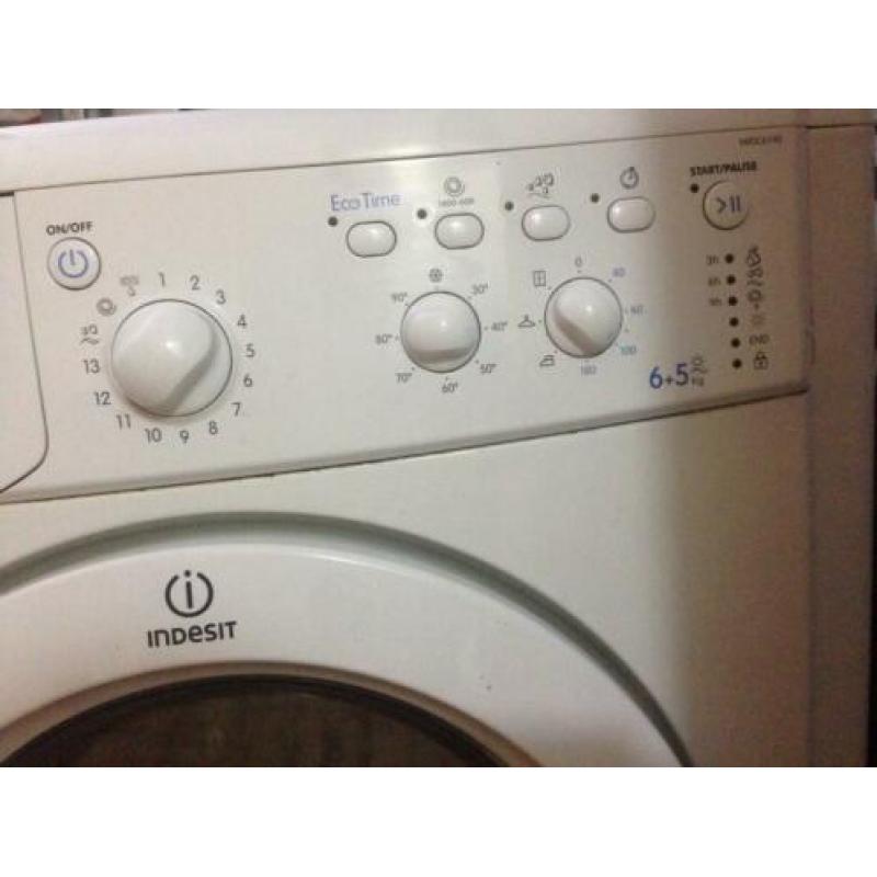 Was en droogcombinaties indesit