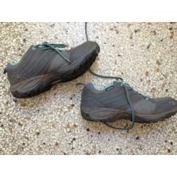 1 paar Wandelschoenen - Maat 37