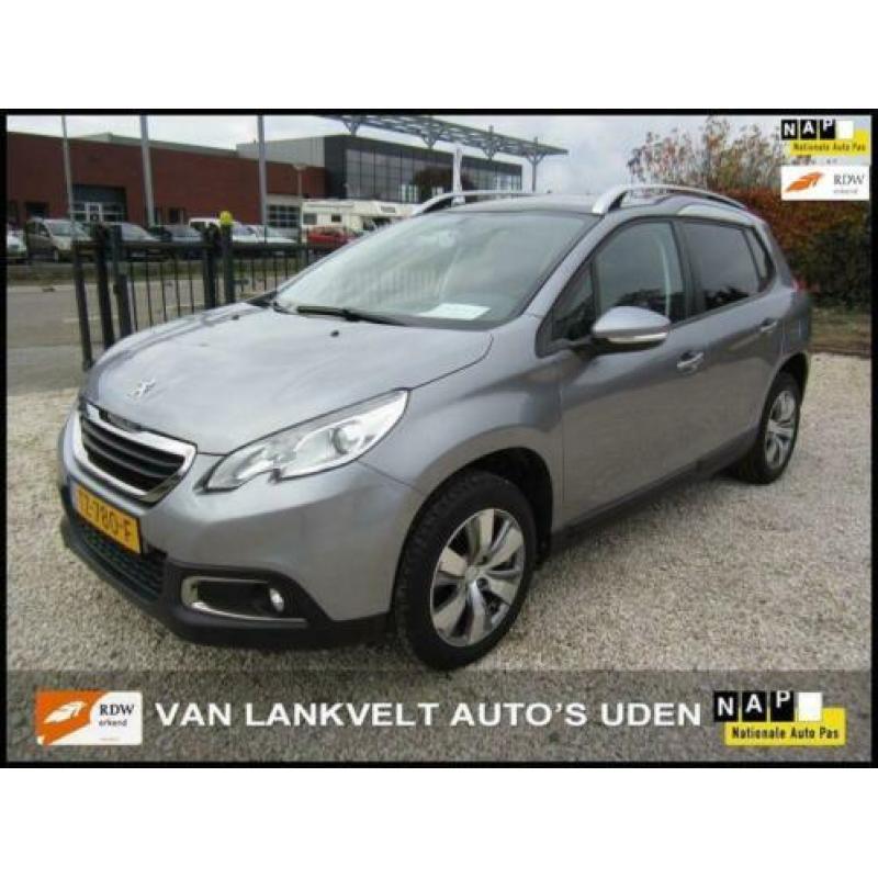 Peugeot 2008 1.2vti allure NAVI panoramadak 56000 km