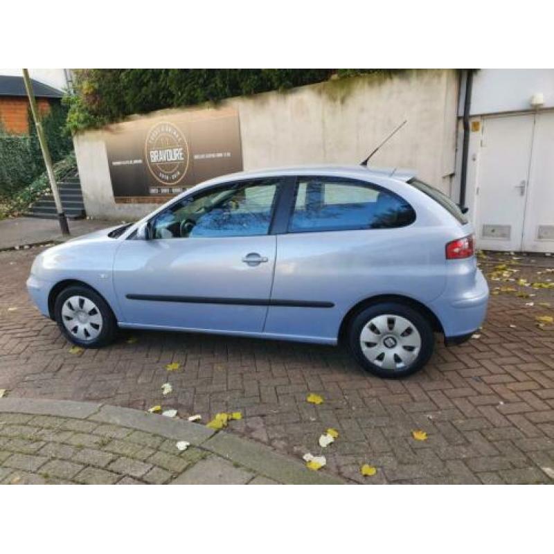 SEAT Ibiza 1.4-16V Signo Automaat 3e eigenaar NEW APK climat