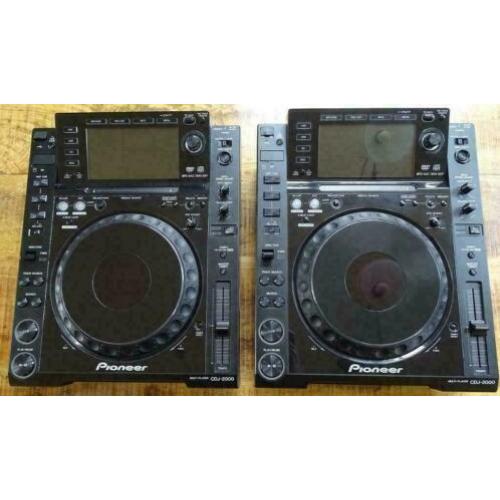 2x CDJ2000s CDJ2000 CDJ 2000 draaitafels PIONEER MINT CONDIT