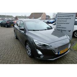 Ford Focus 1.5 EcoBoost Titanium Business wagon Automaat 150