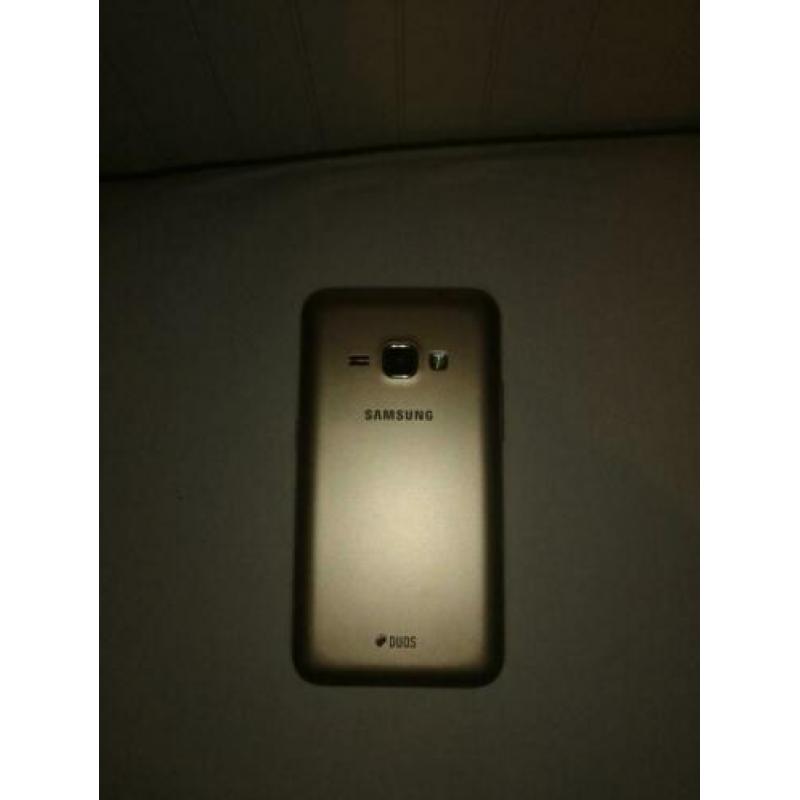 Samsung j1