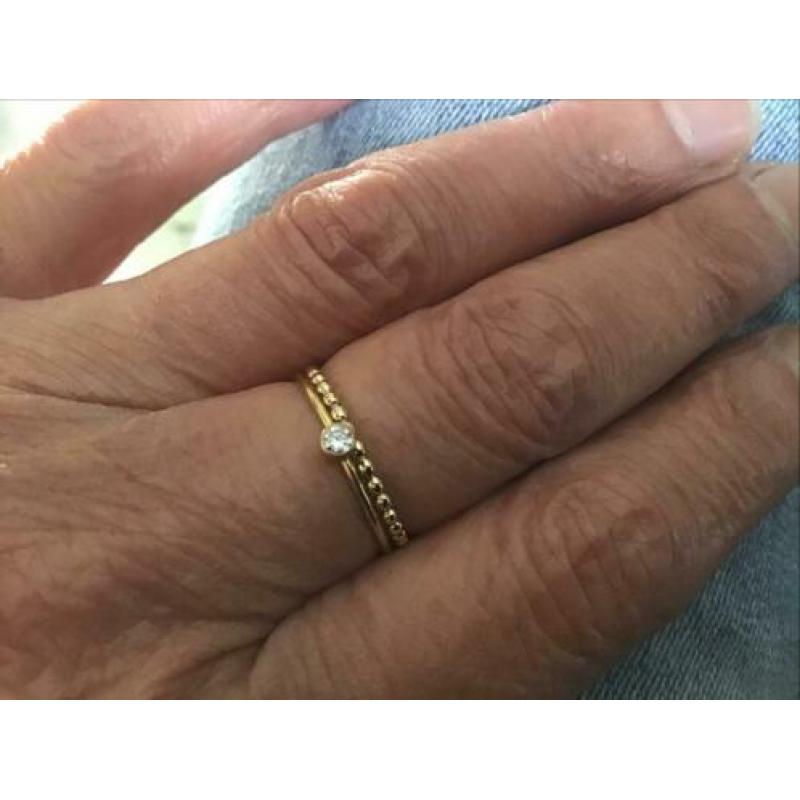 2. 14 karaats gouden rij ringen