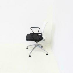 Vitra Meda Conference Designstoelen, Vergaderstoelen, Leer