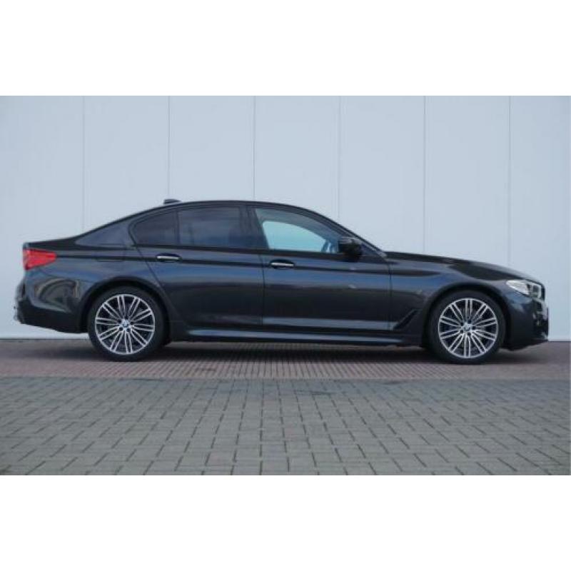 BMW 5 Serie 530i Aut. Sedan High Executive M Sportpakket