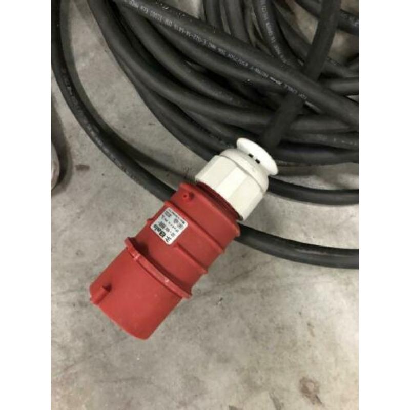 2x Krachtstroomkabel 32A 25meter 5x6