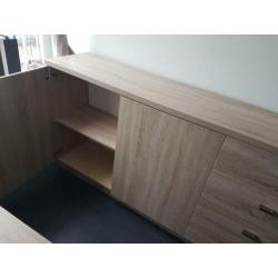 Dressoir / cabinet 50€