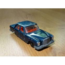 Mercedes Benz 250 SE, Siku.