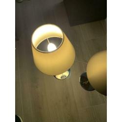 Set van 2 schemerlampen met chrome voet