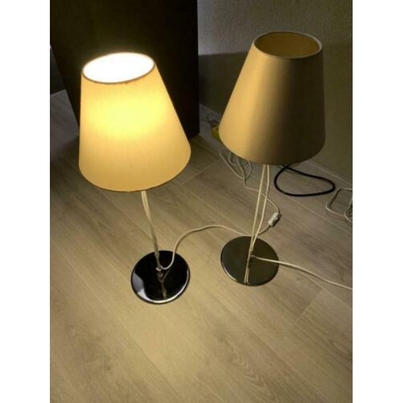 Set van 2 schemerlampen met chrome voet