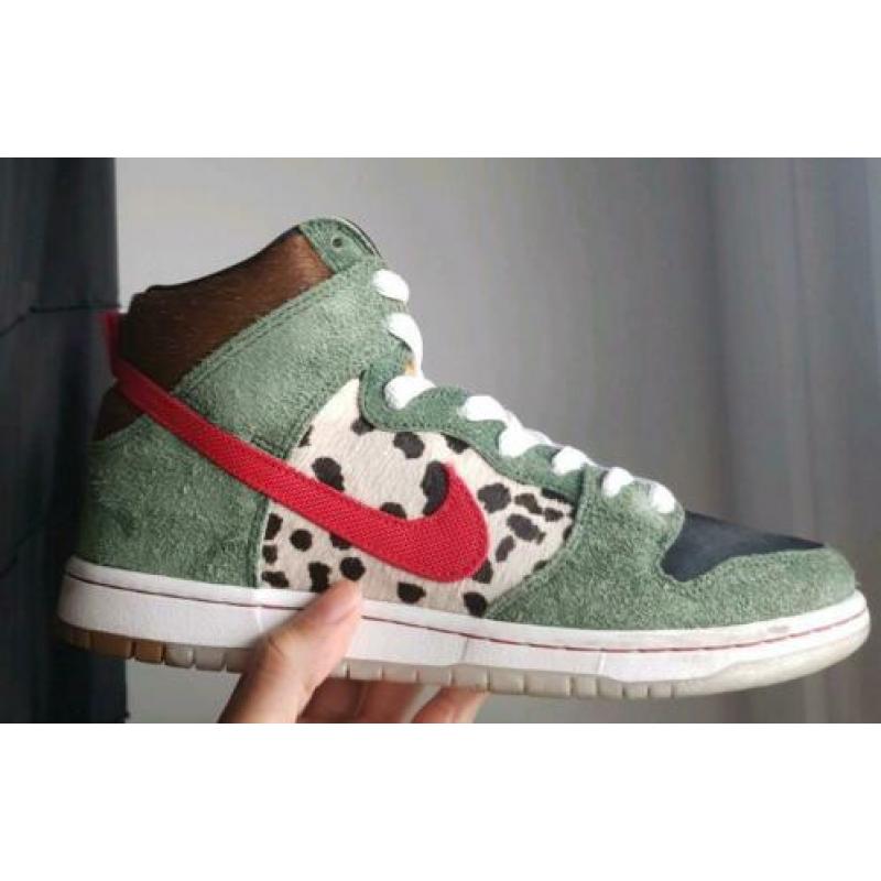 Nike SB High Dog Walker size 42, 9/10 condition