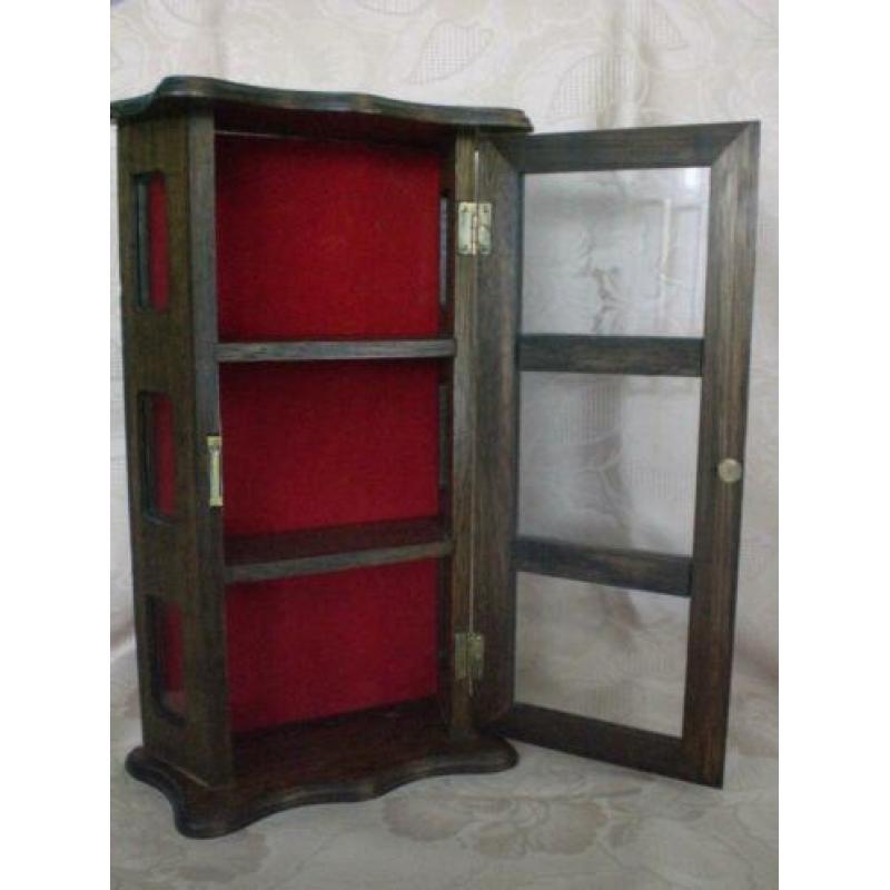 2 x Vitrine wandkastjes