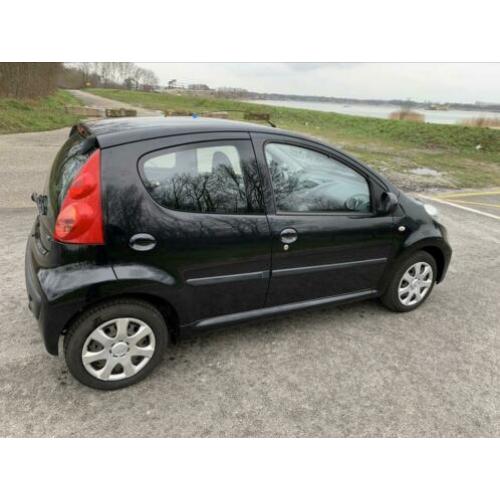 Peugeot 107 1.0 12V 5DR 2011 Zwart