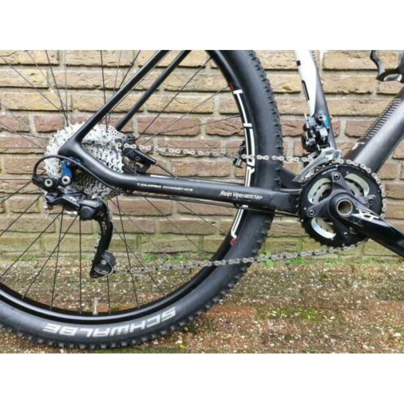 Bulls Black Adder // FULL CARBON // 29 inch