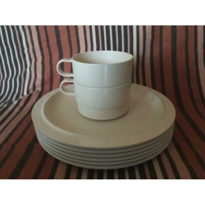 mepal in creme (retro vintage)
