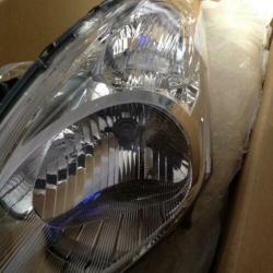 te koop suzuki swift koplampen 2012