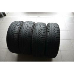 VW Golf 5 aluminium velgen met winterbanden