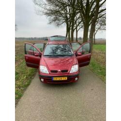 Renault Megane Scenic 1.6 16V Expr 2001 Rood
