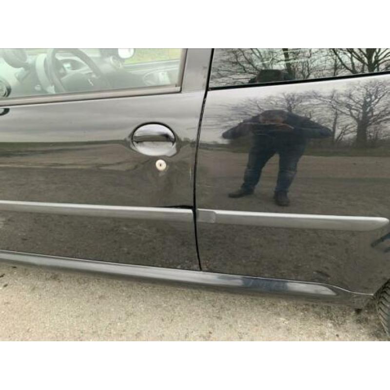 Peugeot 107 1.0 12V 5DR 2011 Zwart