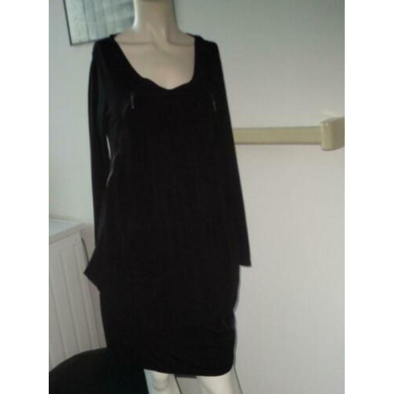 Mk85 2026 ZGAN VLOTTE ARTISTIEKE APARTE LANGERE TRUI 1=S/M
