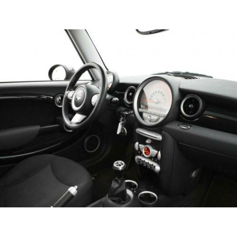 MINI Clubman 1.6 COOPER + PANORAMADAK (bj 2008)