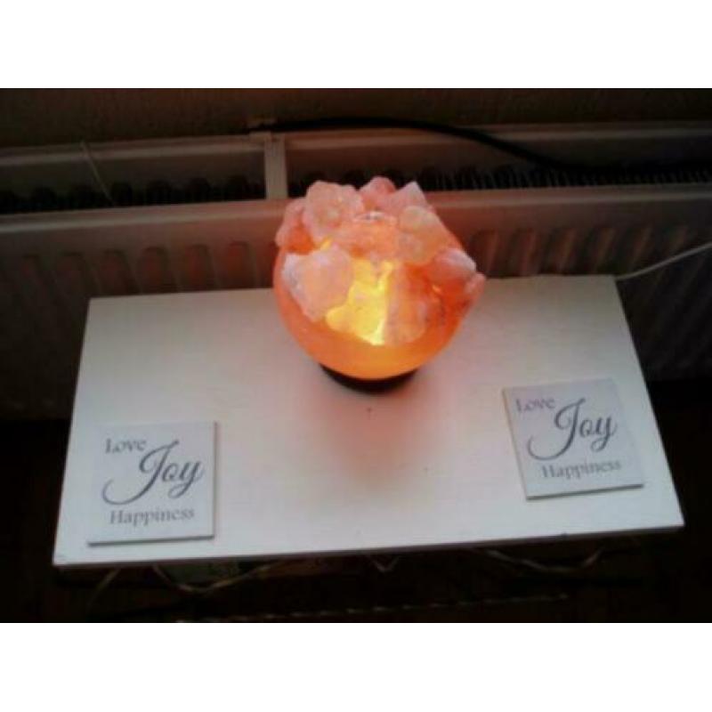 Lamp himalaya zout waxinehouden ionen kamer