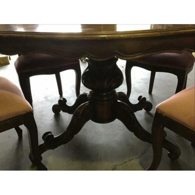 Eetkamertafel met 4stoel