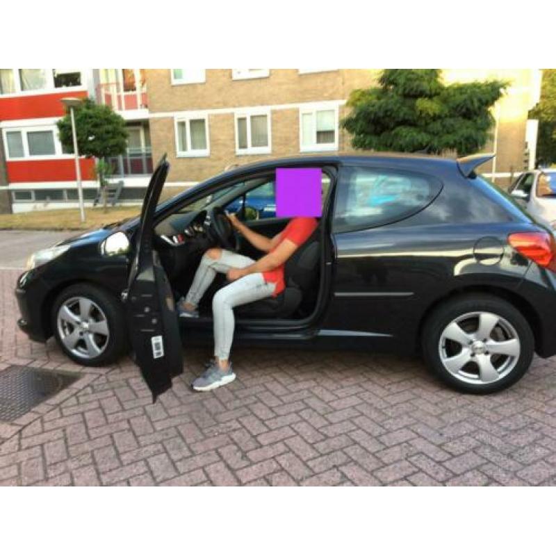 Peugeot 207 1.4 VTI 16V 3DRS 2008 Zwart