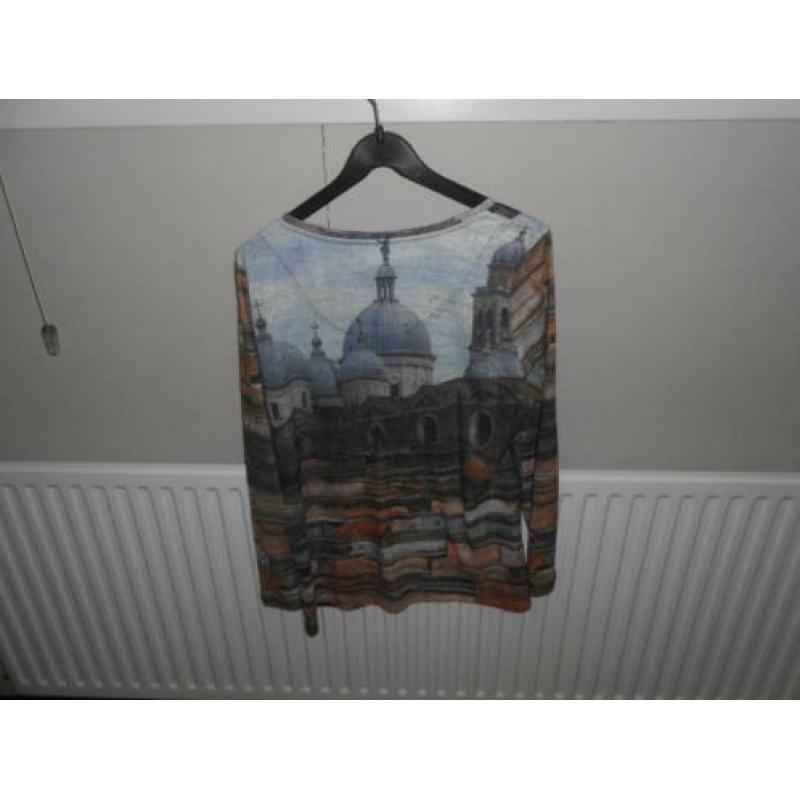 Mooie longsleeve maat 44 van Dividere (meer in maat 44)