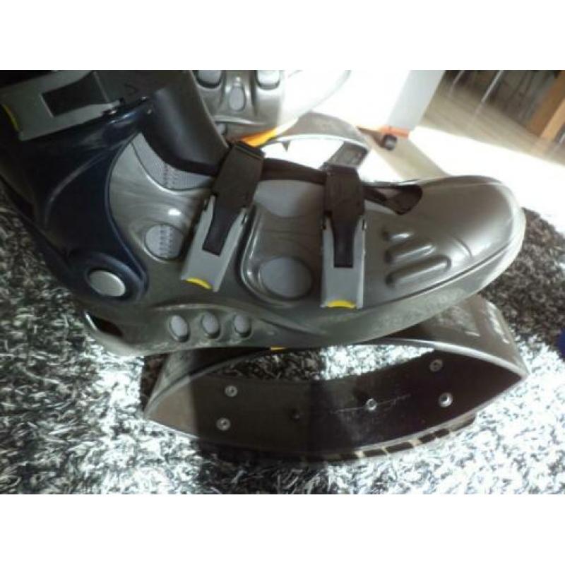 Kangoo jumps maat 44