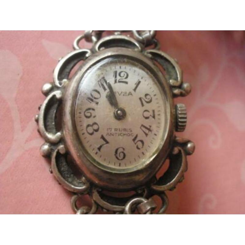 Zilveren horloge, lopend en gekeurd uit Zeeuwse boedel