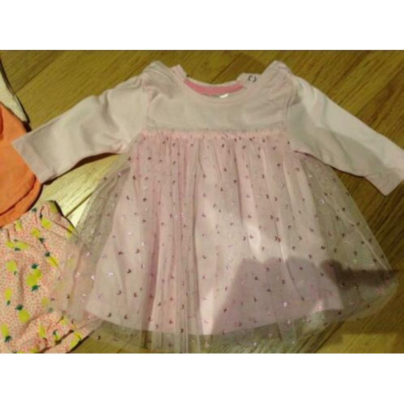 Set babykleding maat 56