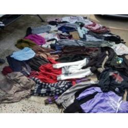 Kleding ca. 80 st. ook merken, vesten, truien, jassen, shirt