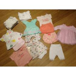 Set babykleding maat 56