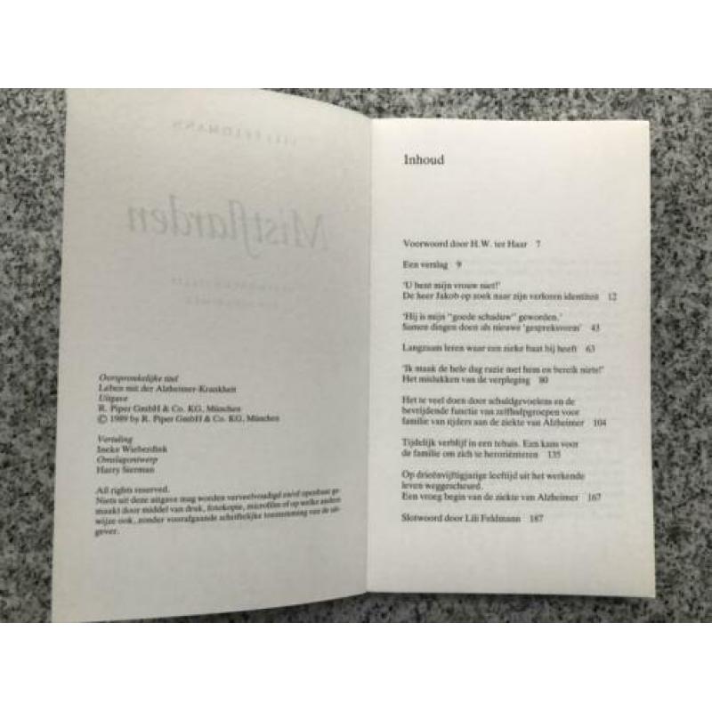 Mistflarden. Leven met de ziekte van Alzheimer