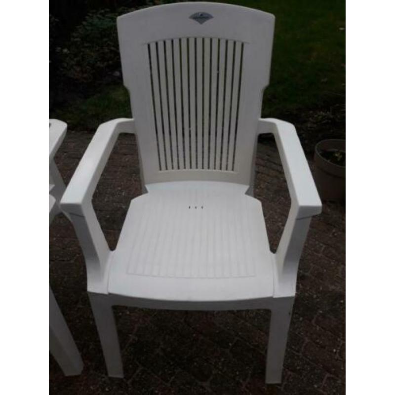 Tuinstoelen (2x)