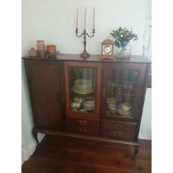 Buffetkast / antiek dressoir/ wandkast