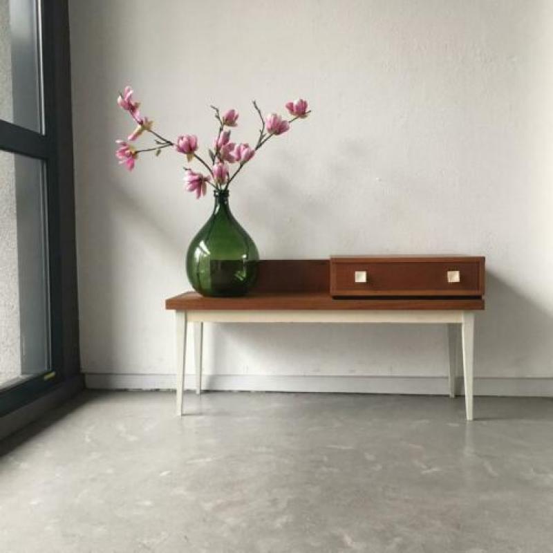 Sidetable vintage jaren 60