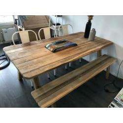 Acaciahout boomstam eettafel