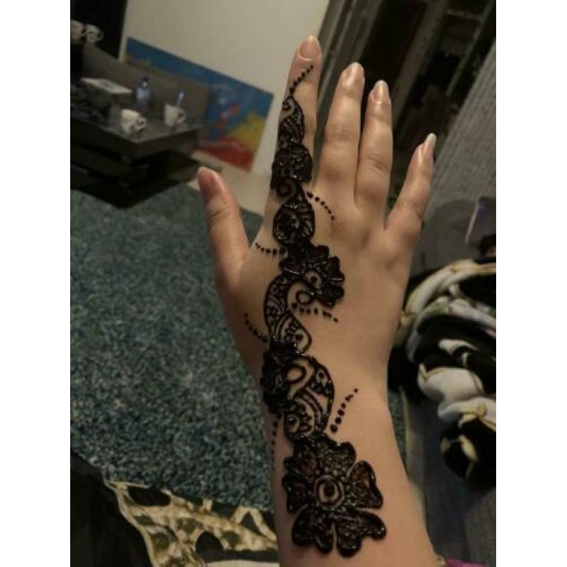 Henna for every event.