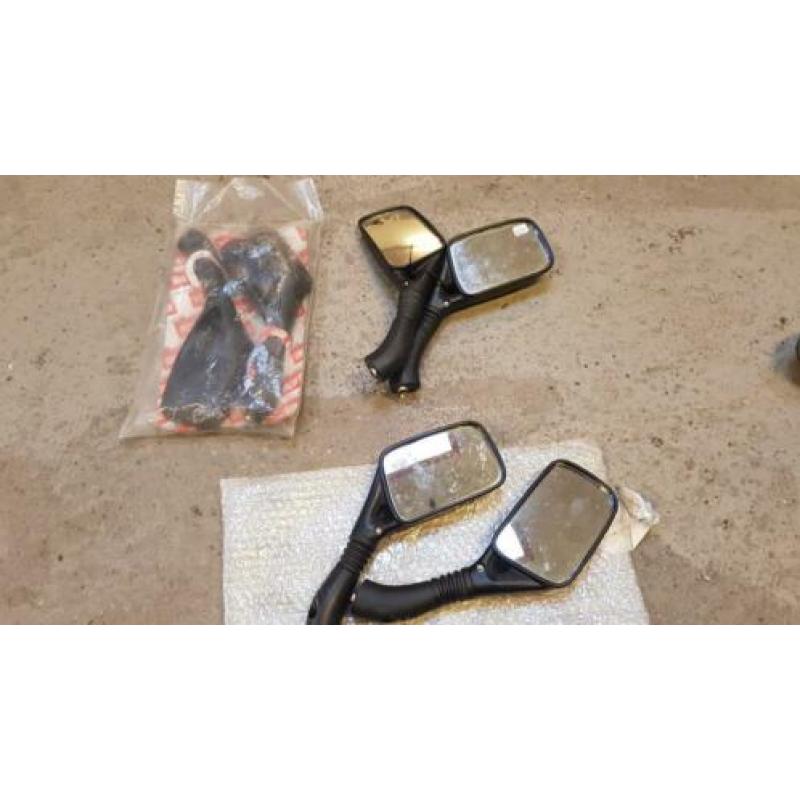 Aprilia SR 50 set originele spiegels NIEUW zijspiegels setje