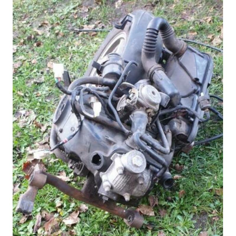 Sym Tonik,Sym Tonik 50 complete motorblok met wiel.