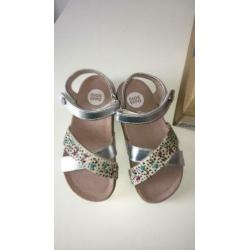 Gioseppo sandalen 27 NIEUW
