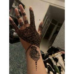 Henna for every event.