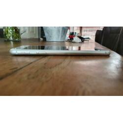 iphone 8 plus met 256gb met spigen hoes.
