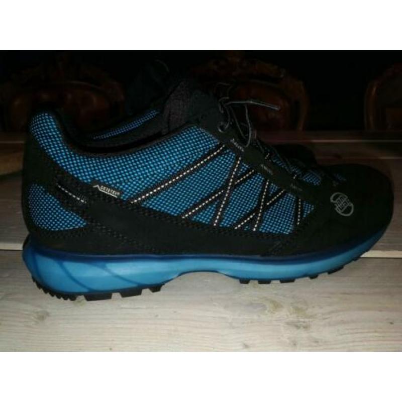 Nieuwe Hanwag wandelschoenen, maat 43.