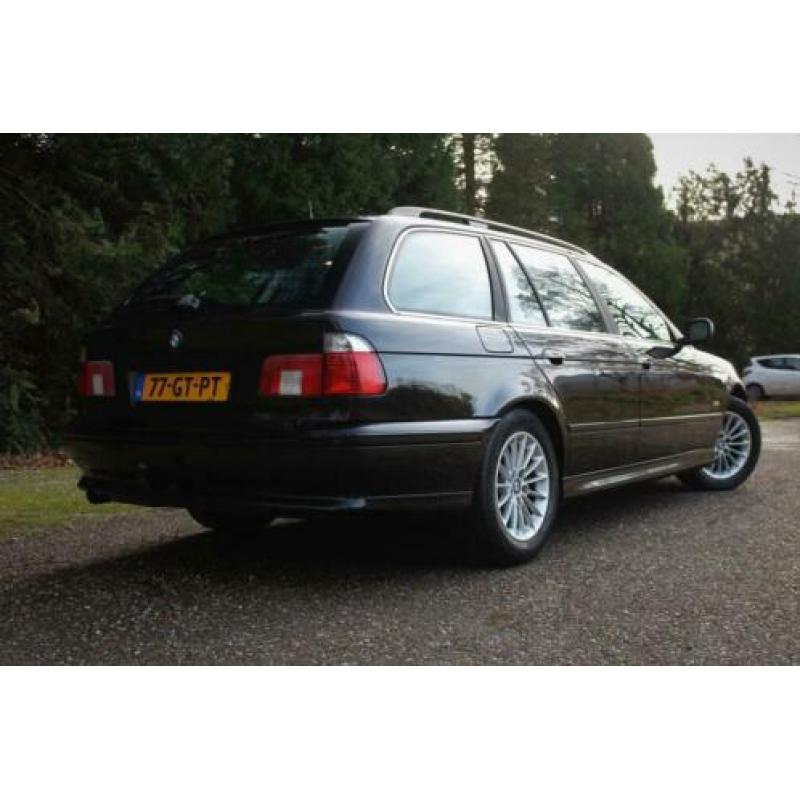 BMW 5-serie Touring 530i Executive 231pk AUT Leder Navi NAP