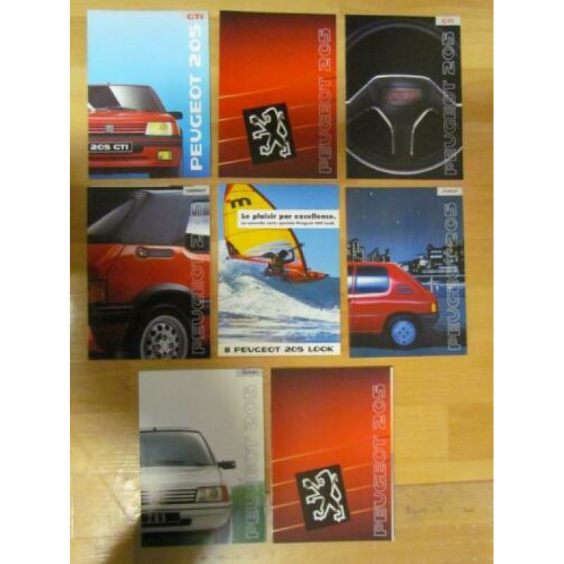 Peugeot 205 + 205 GTi + 205 Cabriolet. Ruim 50 items.