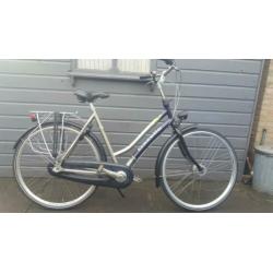 Dames fiets Gazelle 28 inch met 3 versnellingen